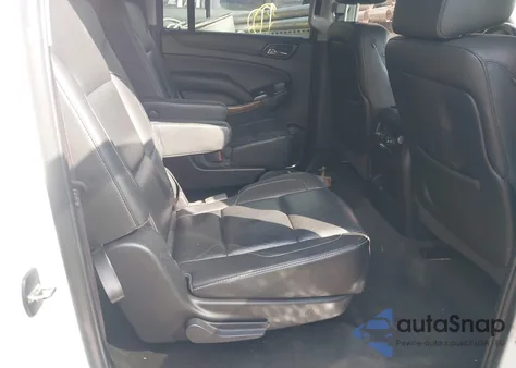 2016 Chevrolet Suburban Ltz z USA, uszkodzony, nr VIN 1GNSCJKC6GR103966